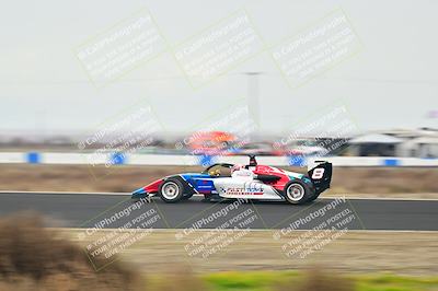 media/Jan-26-2025-CalClub SCCA (Sun) [[cfcea7df88]]/Group 2/Race/